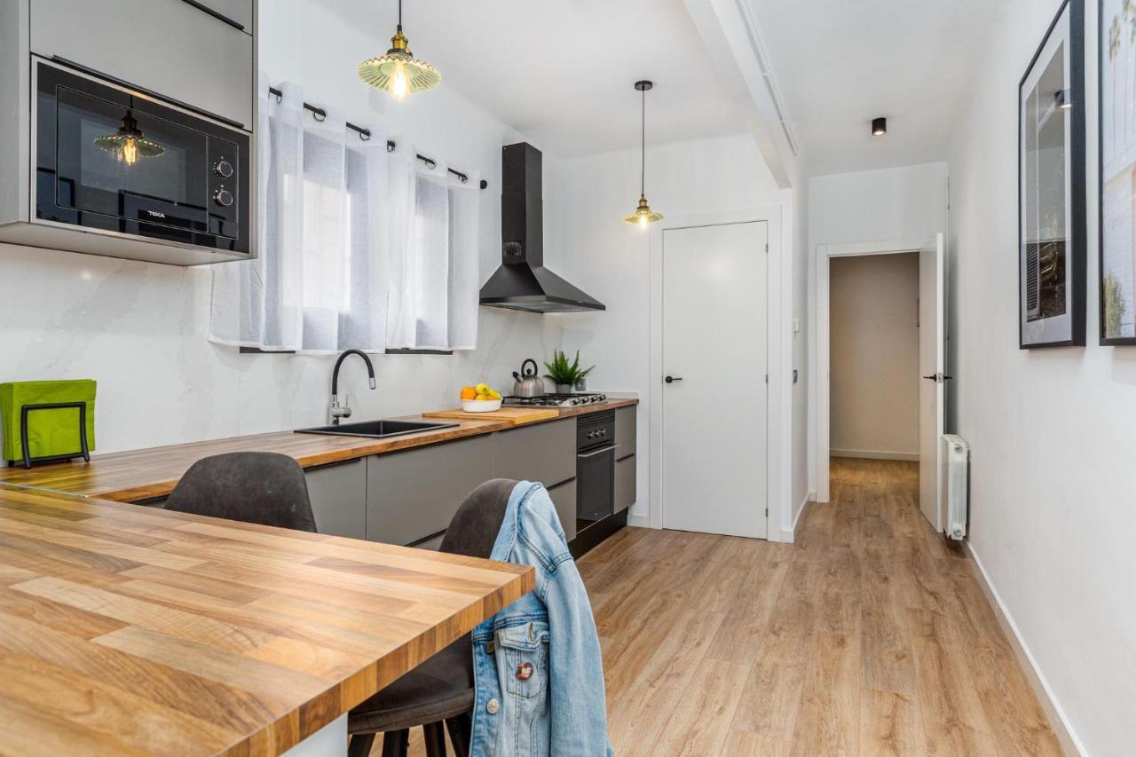 Simply Stunning - Hidden Gem, Heart Of Poble Sec Appartement Barcelona Buitenkant foto