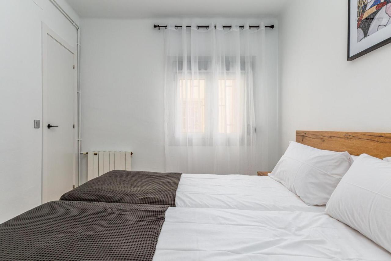 Simply Stunning - Hidden Gem, Heart Of Poble Sec Appartement Barcelona Buitenkant foto